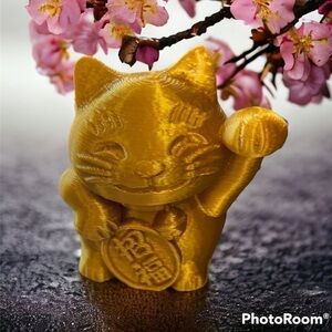 MINI GOLDEN LUCKY CAT STATUE